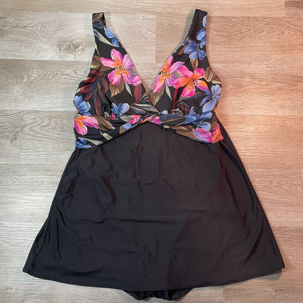 Women's Swimsuit Size 14